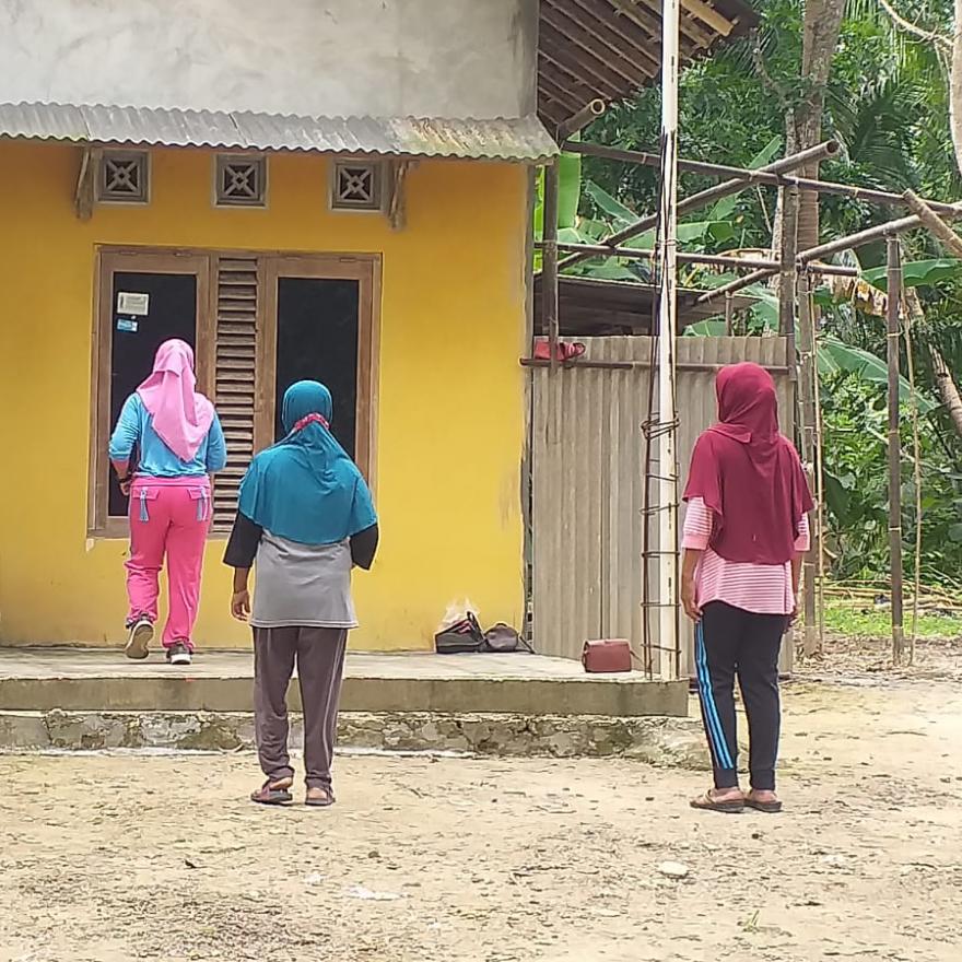 Jaga Tubuh Tetap Bugar, Sejumlah Lansia di Padukuhan Penggung Lakukan Senam Irama